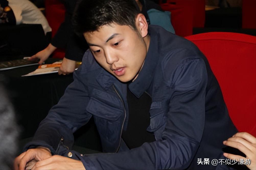 举重冠军是什么意思_举重冠军装清洁工_举重冠军生活