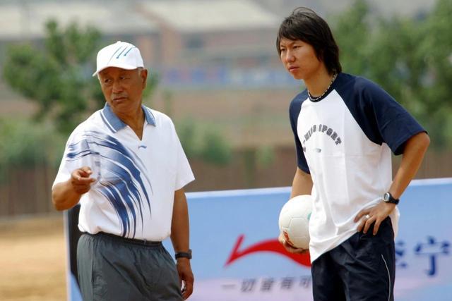 亚运会威海跳高冠军是谁_亚运会男子跳高决赛_跳高亚运会记录