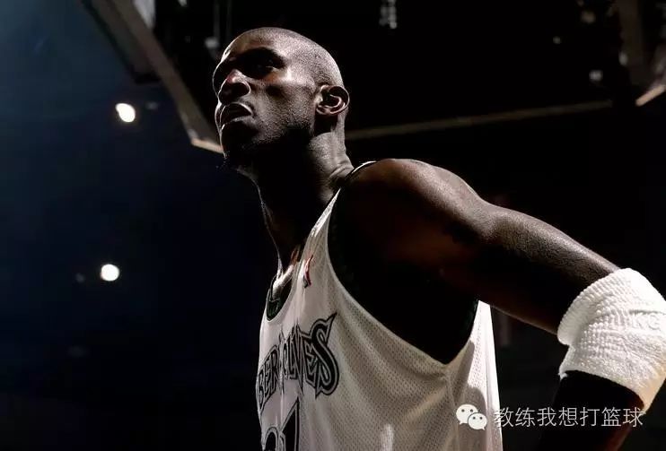 篮球比赛秒表规则_篮球秒表规则_篮球规则为什么是24秒