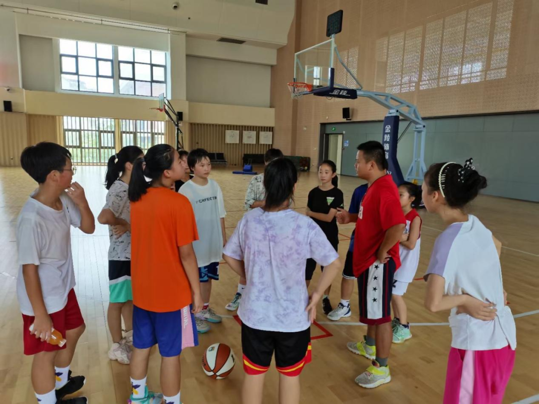 宜昌市中学生篮球比赛_宜昌初中篮球赛冠军_宜昌市五中篮球队