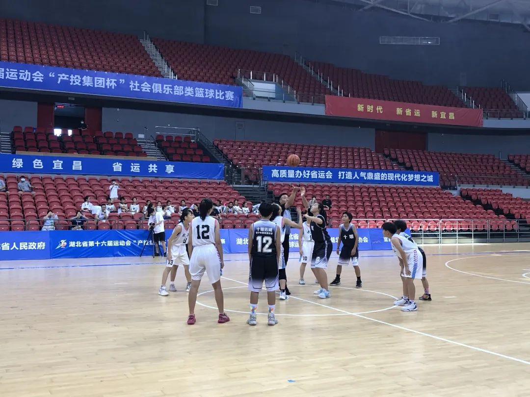 宜昌市五中篮球队_宜昌初中篮球赛冠军_宜昌市中学生篮球比赛